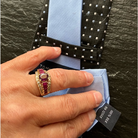 2 pc. Bundle 💯Silk Ties - Picture 3 of 7